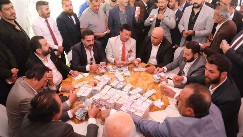 Aşiret düğünündeki takılar dudak uçuklattı