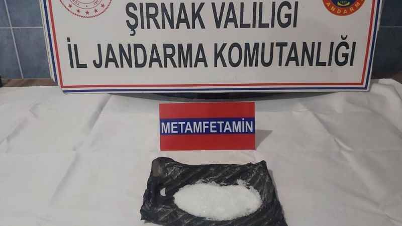 Şırnak'ta rehabilitasyon merkezi müdürünün aracında metamfetamin bulundu