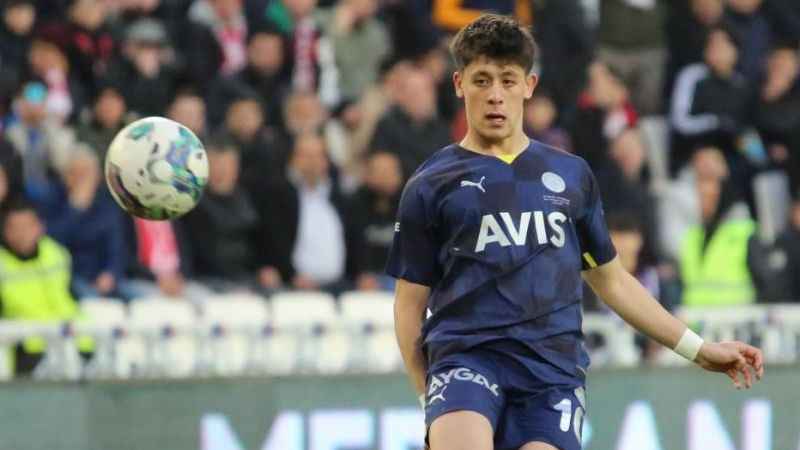 Arda Güler artık Real Madrid'de