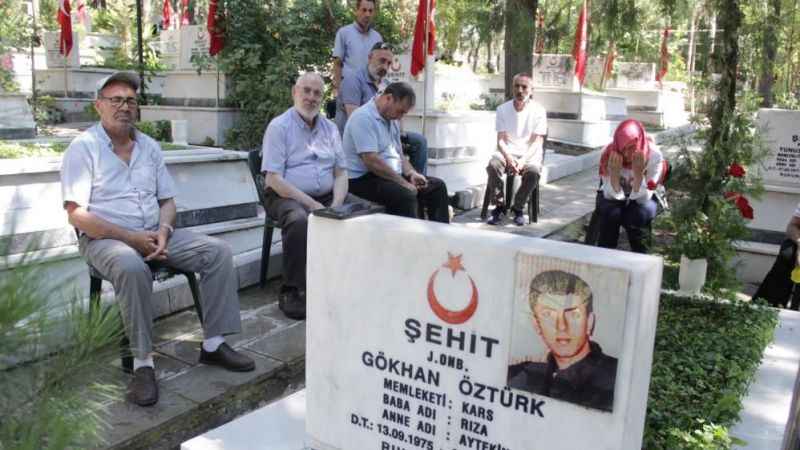 Şehitliklerde buruk bayram arifesi