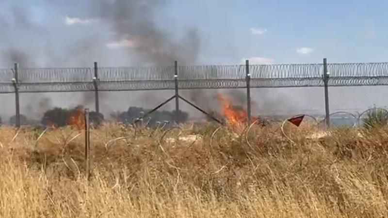 Suriye sınırındaki mayınlı alanda korkutan yangın