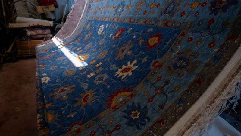 El dokuma halılar makineleşmeye direniyor