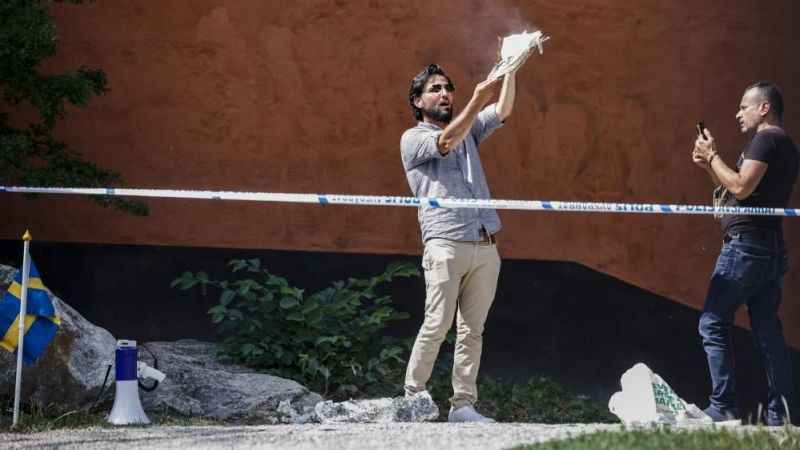 Irak, İsveç'te Kuran yakan eylemcinin iadesini istiyor