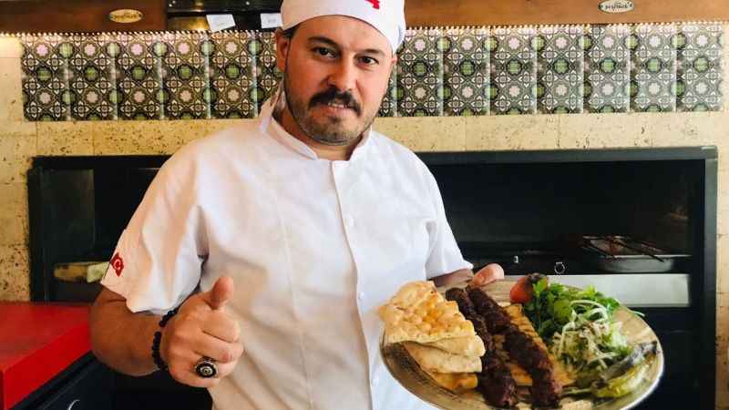 Gaziantep’in unutulmaya yüz tutan yemeği: Simit kebabı