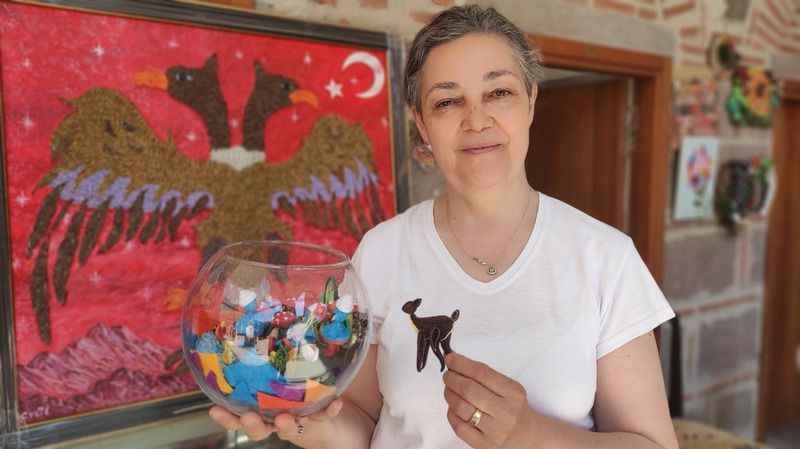 Quilling sanatı ile masrafsız sanat eserleri üretiliyor