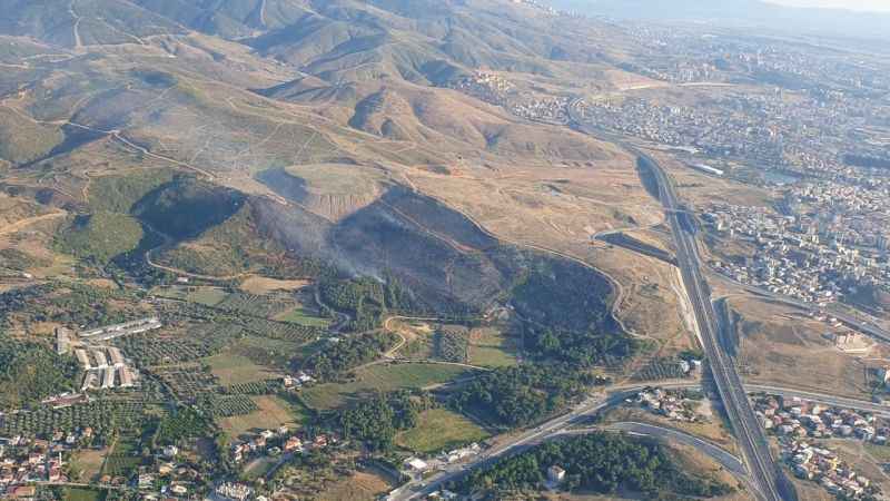 İzmir’deki orman yangını kontrol altına alındı