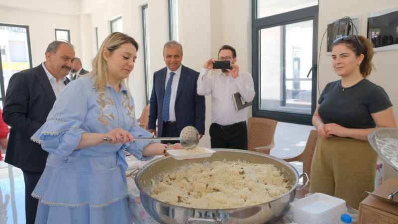 "Bayram pilavı" geleneği 131 yıldır yaşatılıyor