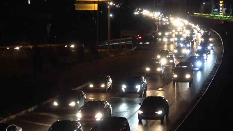 43 ilin geçiş güzergahında gece yarısı yoğunluk