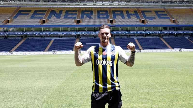 Fenerbahçe, Ryan Kent ile 4 yıllık sözleşme imzaladı