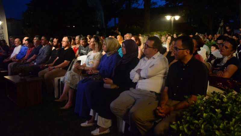 Tuluyhan Uğurlu konseri kulakların pasını sildi