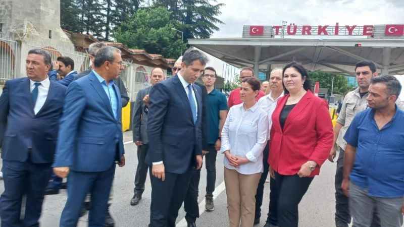 AK Parti Dış İlişkilerden Sorumlu Genel Başkan Yardımcısı Sırakaya Kapıkule'de