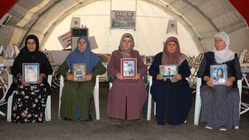 Ailelerin evlat nöbeti bin 407 gündür devam ediyor