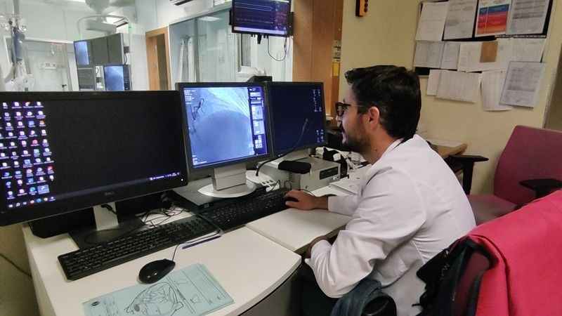 Anjiyoda 20 dakika kalbi durdu, tekrar hayata döndü