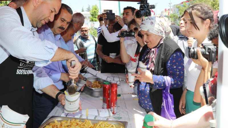 Niğde'de 'Dünya Patates Kızartma Günü''