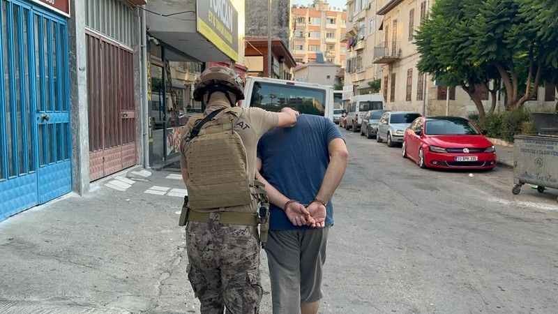 Mersin'de DEAŞ'a şafak operasyonu: 5 gözaltı