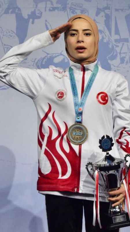 Hayriye Türksoy Hançer Şampiyon Oldu