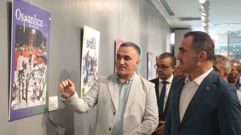 İstiklal Caddesi’nde ’15 Temmuz Dergi Kapakları Sergisi’ açıldı