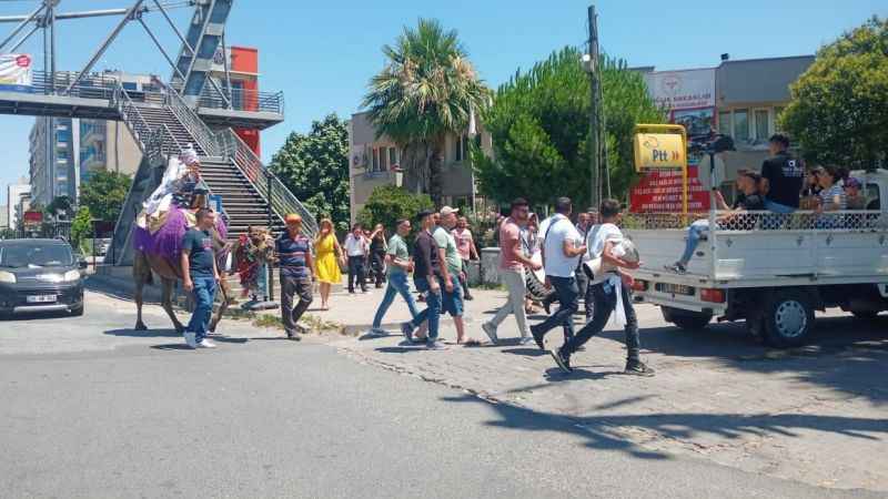 Aydın’da deve kültürü her alanda yaşatılıyor