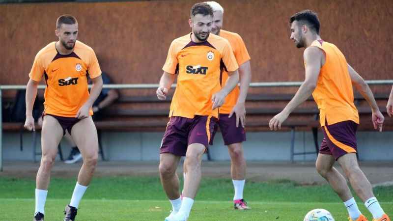 Halil Dervişoğlu takımla ilk kez antrenmana çıktı