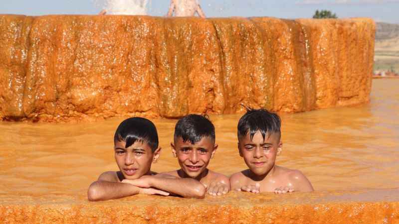 Pamukkale'nin kardeşi Altınkale'ye ziyaretçi akını