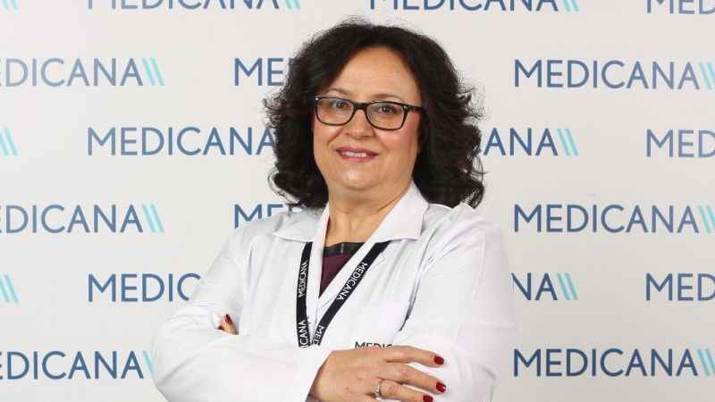 Güneşle gelen cilt lekelerine dikkat