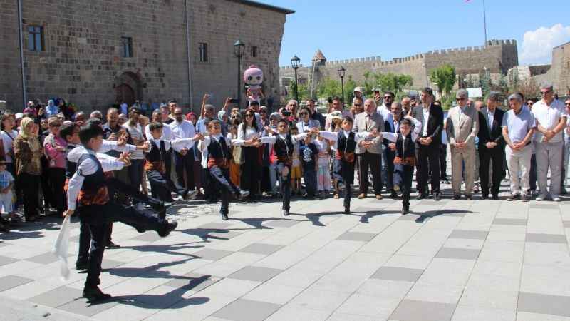 Erzurum Kültür ve Sanat Şenliği başladı