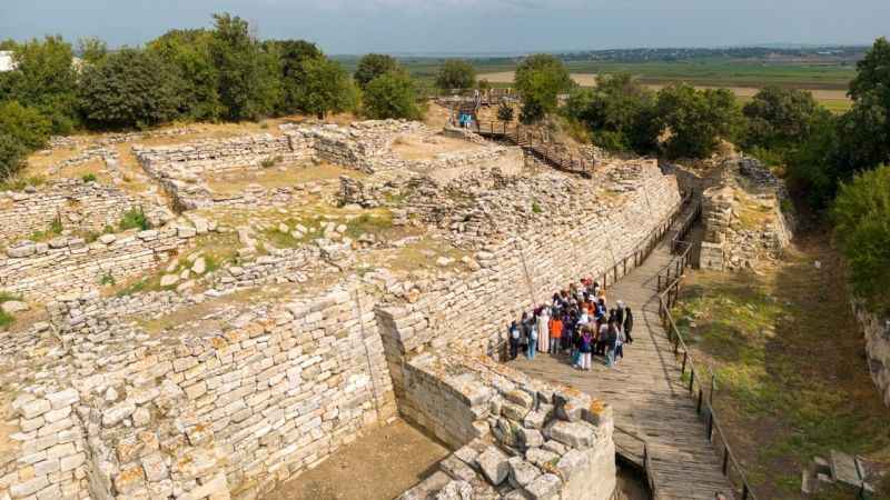 Yabancı turistleri Troya’ya çekiyor