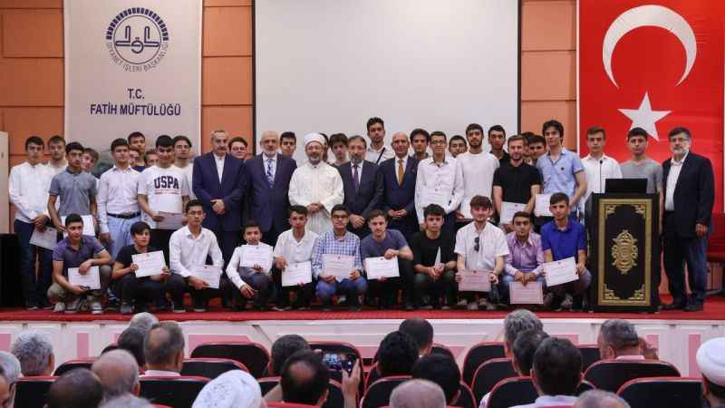 Diyanet İşleri Başkanı Erbaş “Okuyucular Semineri” kapanış programına katıldı