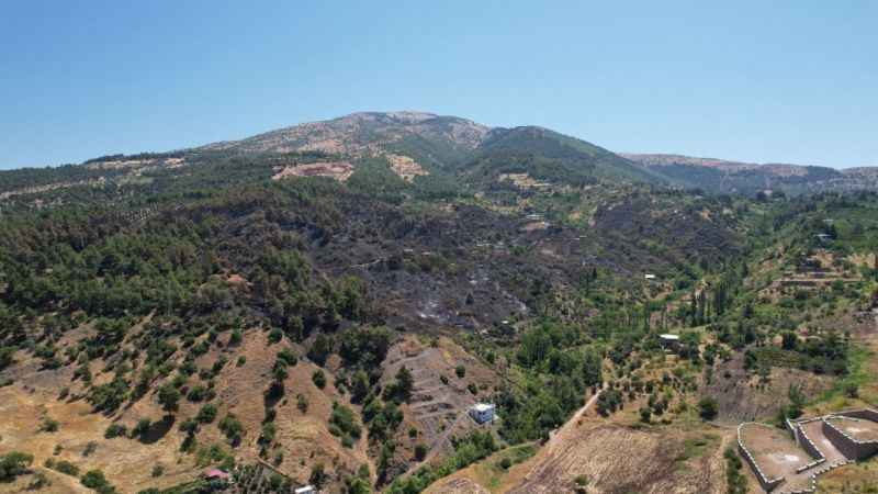 Kahramanmaraş’ta yanan 15 hektar alan dron ile görüntülendi