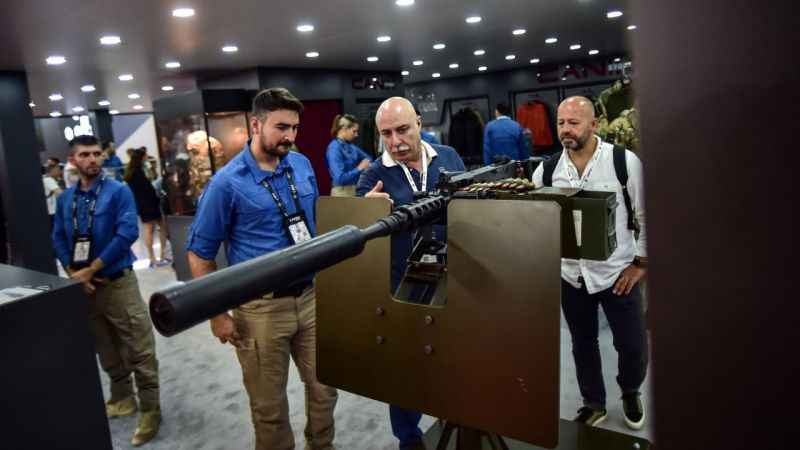 Canik yeni teknoloji ürünlerini IDEF’te görücüye çıkardı