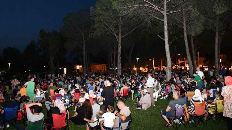 İznik’te miniklere açık hava sineması etkinliği