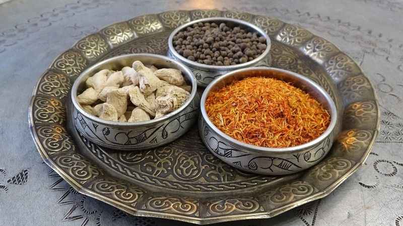 Mardin'de kavurucu sıcaklarda 'reyhan şerbeti'