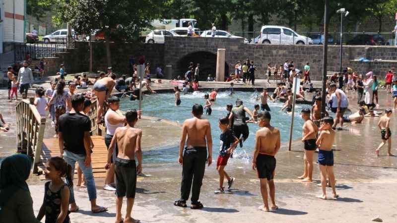 Su havuzları hastalık saçıyor