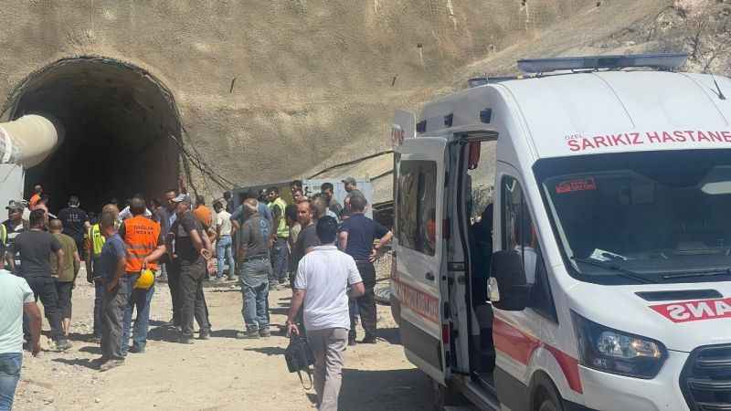 Hızlı tren şantiyesindeki tünelde gazdan etkilenen 2 işçi kurtarıldı