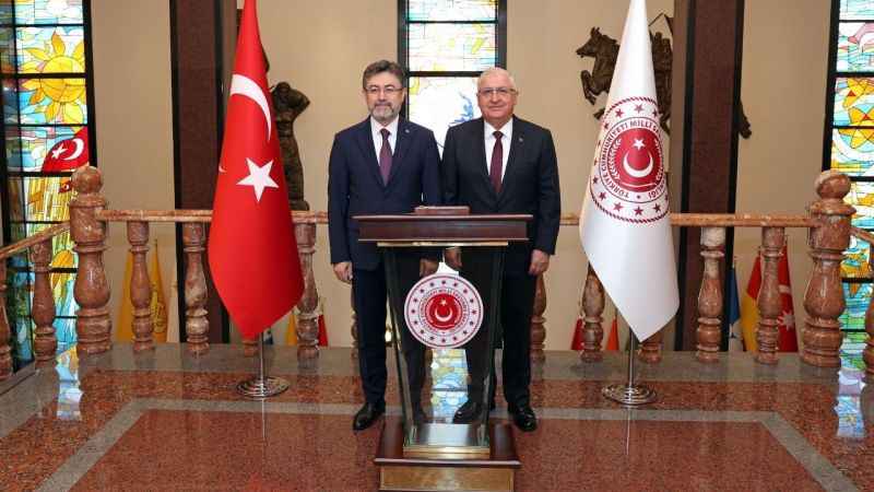 Bakan Güler, Bakan Yumaklı ile bir araya geldi