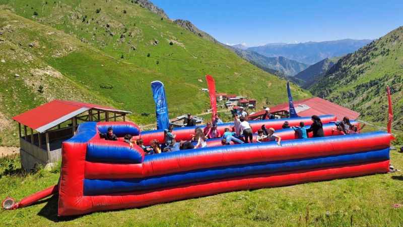 Çocuklar için yaylaya oyun parkı kuruldu