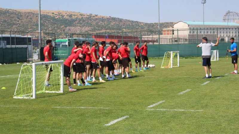 Afyonspor yeni sezon hazırlıklarını sürdürüyor