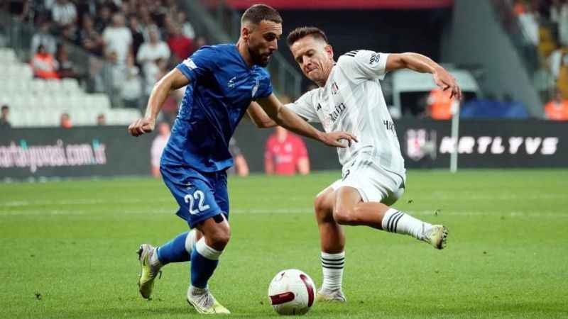 Beşiktaş, Arnavutluk'ta tur peşinde