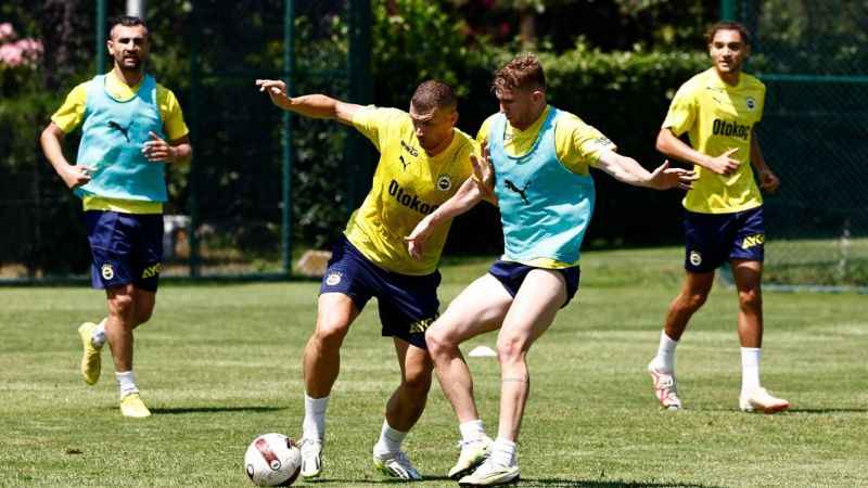 Fenerbahçe, ara vermeden hazırlıklarını sürdürdü