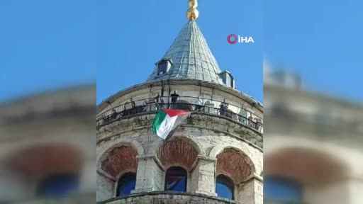 Galata Kulesi’nde destek amaçlı Filistin bayrağı açıldı