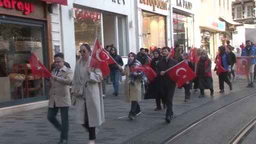 İstiklal Caddesi’nde Mehmet Akif Ersoy anıldı