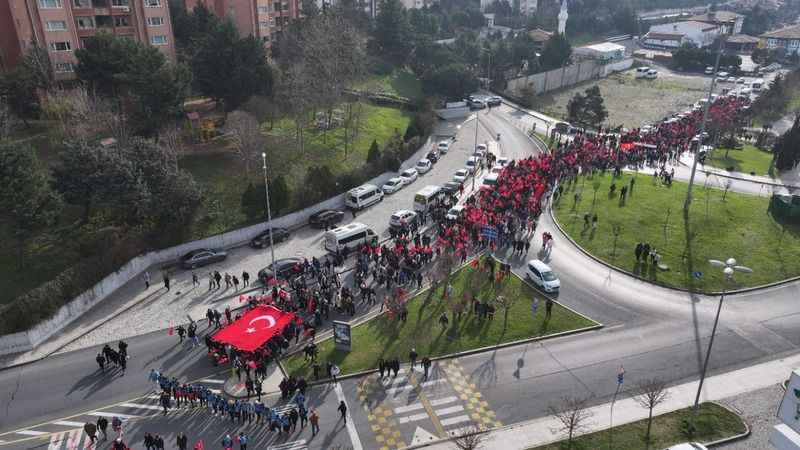 Başakşehir gençliği, şehitler için tek yürek