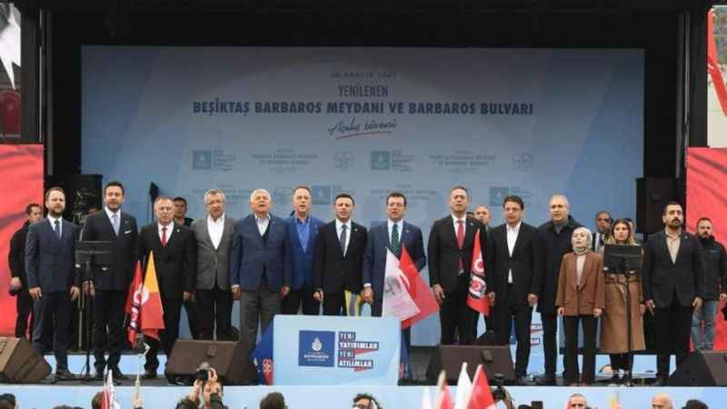 Yenilenen Barbaros Bulvarı ve Meydanı açıldı