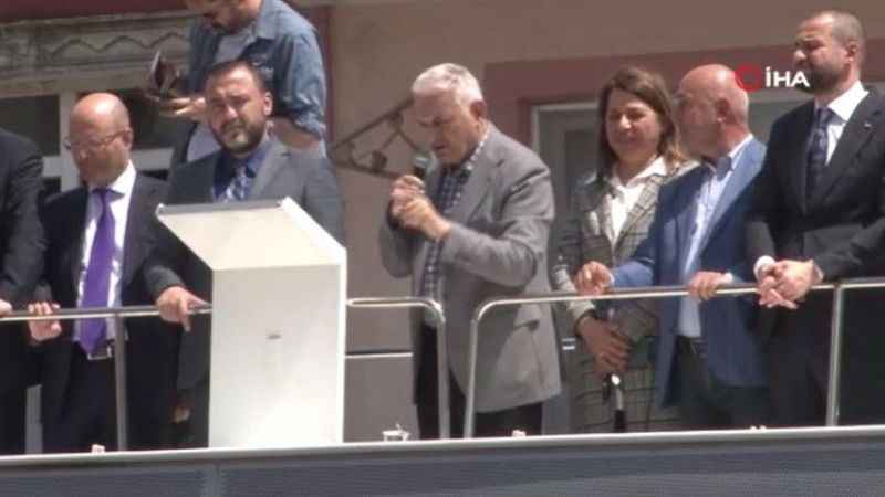 Binali Yıldırım: Terörü sınırlarımızın dışına hapsettik