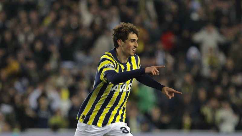 Fenerbahçe, 18 yaşındaki oyuncusu Bora Aydınlık'ı Hull City'ye kiraladı