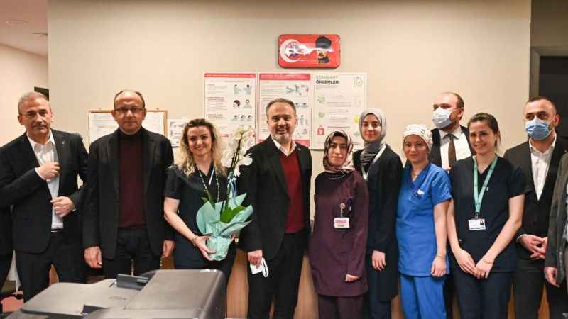 Başkan Aktaş, yılın son anlarında Bursalılarla buluştu