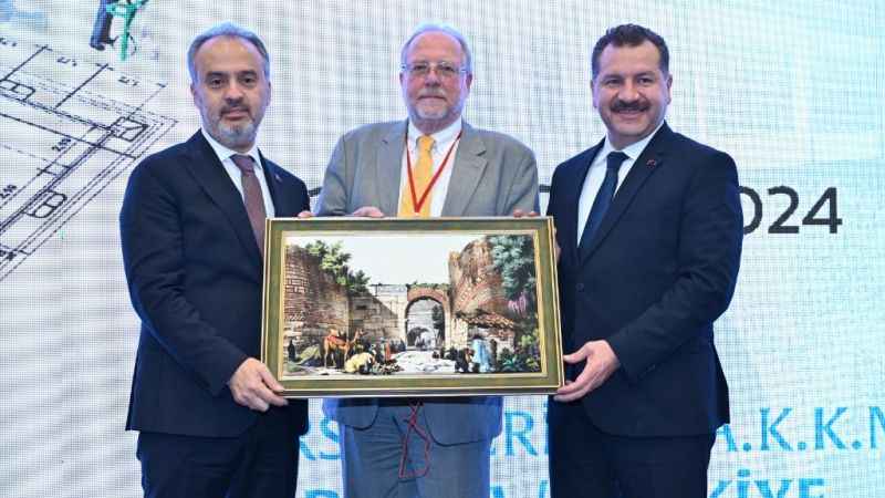 Bursa'da Uluslararası İş Güvenliği Konferansı Bursa'da Uluslararası İş Güvenliği Konferansı