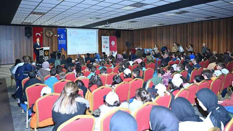 Bursa'da Zeka Oyunları Süper Ligi ödül töreniyle final yaptı