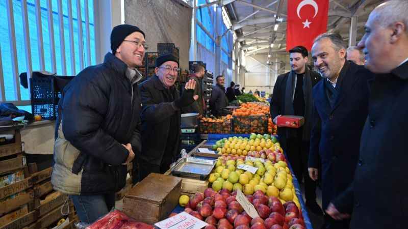 Başkan Aktaş'ın "Bereket Sofrası" Yenişehir'de kuruldu