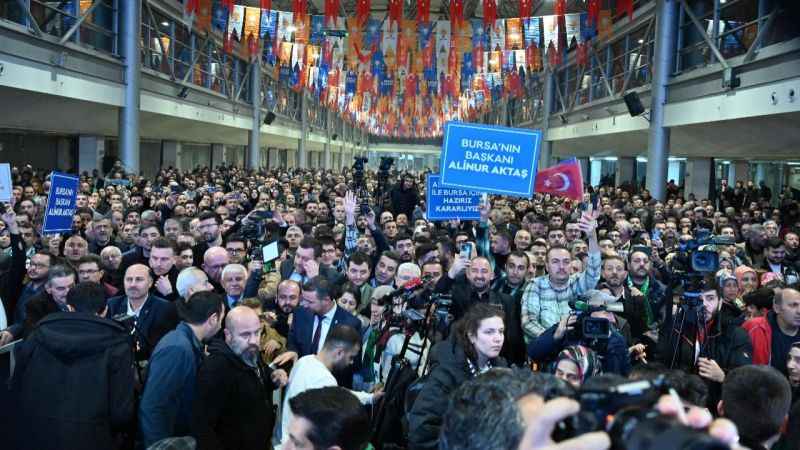 Bursalılar başkanlarını davul zurnayla karşıladı